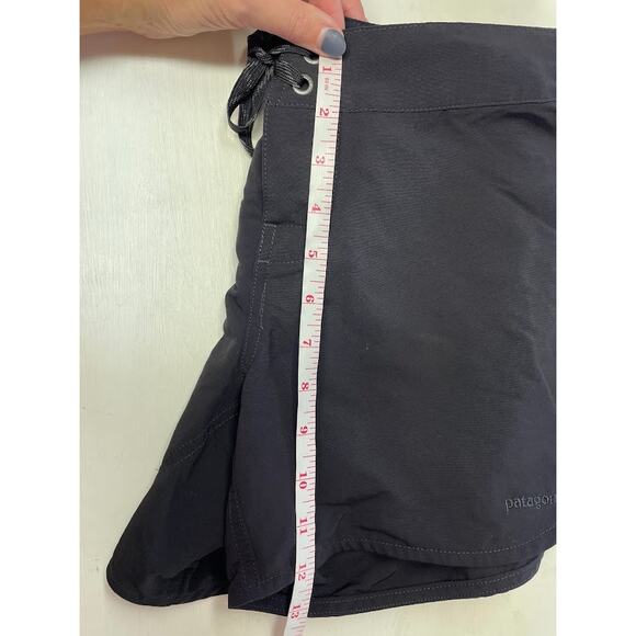 PATAGONIA Wavefarer Board Shorts Nylon Sz 8 Black Outdoor Drawstring Athletic - Picture 10 of 11